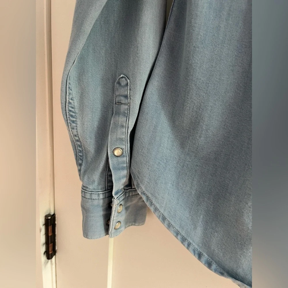 Levi’s essential western denim tailored fit shirt size M - Picture 8 of 12